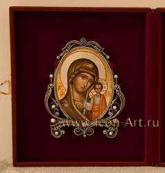 Икона Пресвятой Богородицы «Казанская»