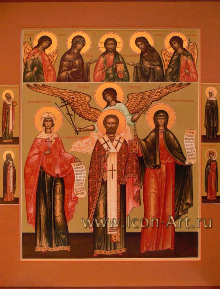 Фото: Святой Геннадий Цареградский, святая мц. Дария Римская, святая мц. Ефросиния Анкирская, святой Ангел Хранитель; сверху иконы: Архангел Михаил, Пресвятая Богородица, Господь Вседержитель, святой Иоанн Предтеча,  Архангел Гавриил.