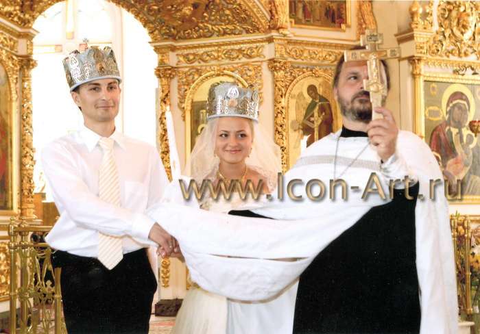 Фото: Таинство венчания