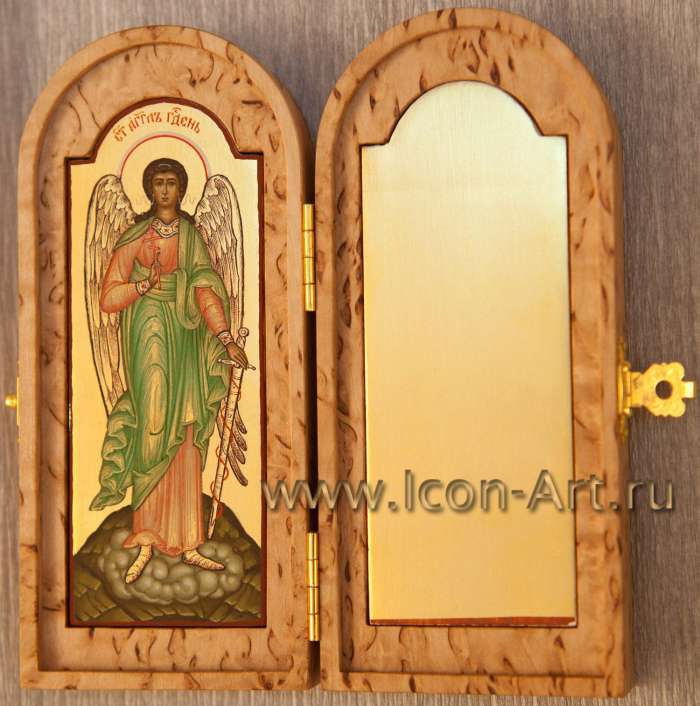 Фото: Святой Ангел Хранитель. На складне оставлено место для Вашего святого покровителя.