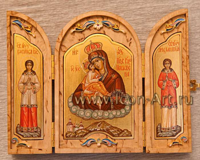 Фото: Складень. Икона Пресвятой Богородицы «Почаевская». Святые мученицы Василиса Никомидийская и Александра Анкирская