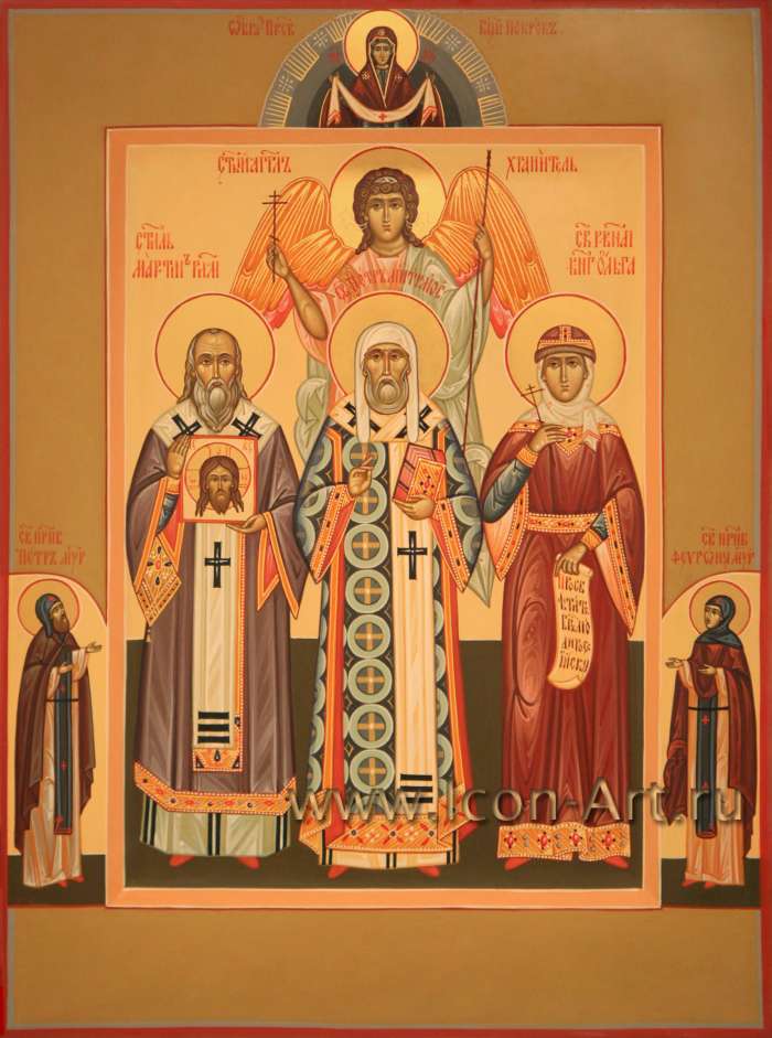 Фото: Семейная икона. Покров Божией Матери, святые: святой Ангел Хранитель, святитель Мартин, папа Римский, святитель Петр, митрополит Московский, святая равноапостольная княгиня Ольга. На полях святые благоверные князья Петр и Феврония Муромские