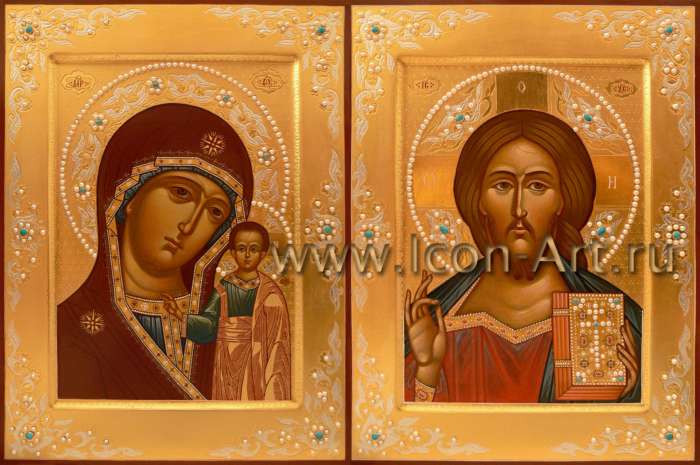 Фото: Венчальная пара с иконой Божией Матери «Казанская»