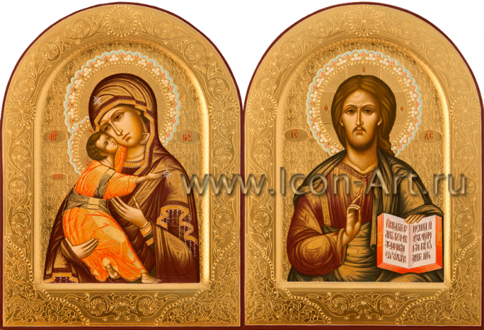 Фото: Венчальная пара с иконой Божией Матери «Владимирская»