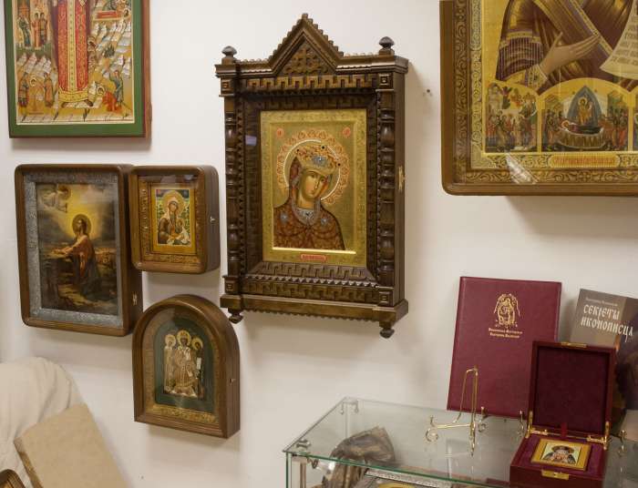 Фото: киоты