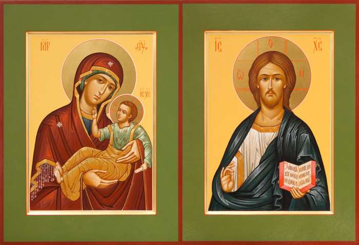 Фото: Венчальная пара с иконой Богородицы «Муромская»