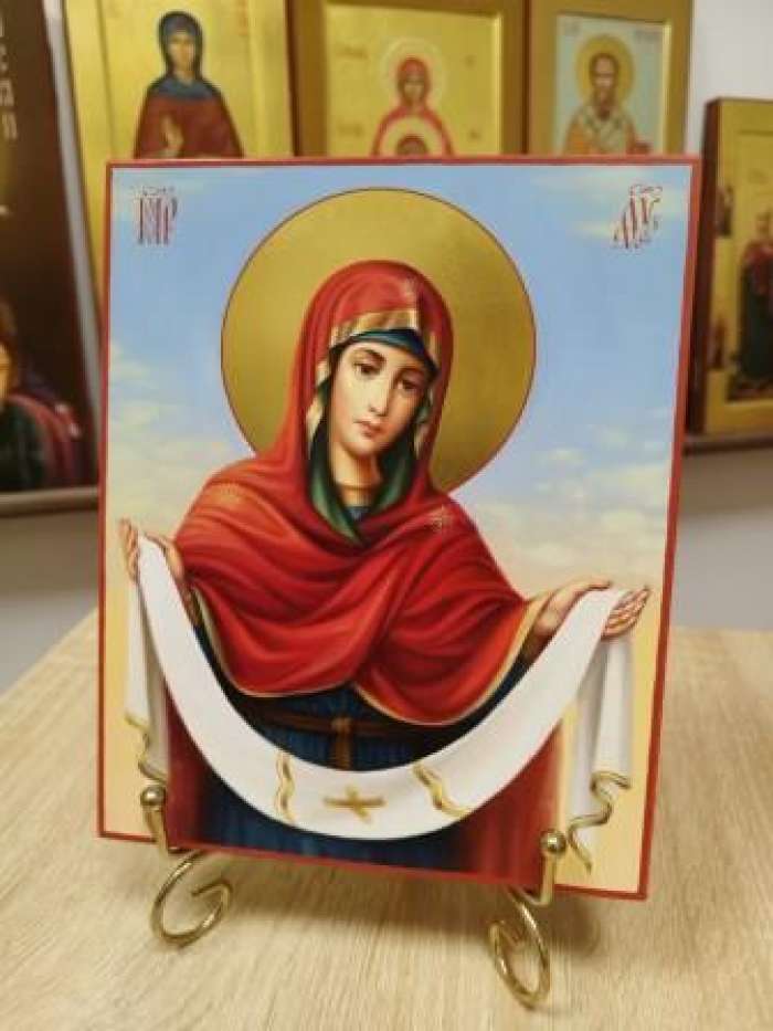 Фото: Икона Пресвятой Богородицы Покров 