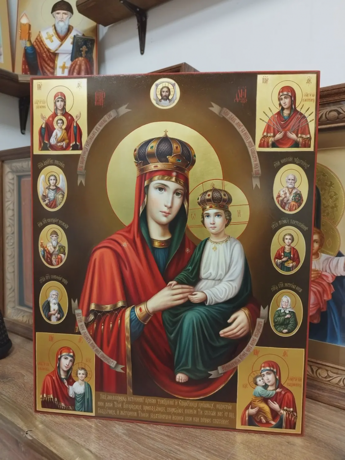 Фото: Икона Пресвятой Богородица "Споручница грешных"