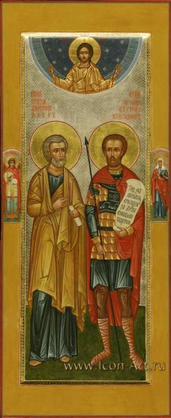 Святой первоверховный ап. Петр и святой мч. Виктор Халкидонский. Сверху благословляющий Господь Вседержитель. На полях иконы святой архангел Михаил и святая мц. Галина Коринфская