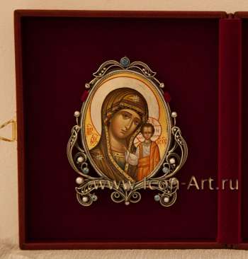 Икона Пресвятой Богородицы «Казанская»