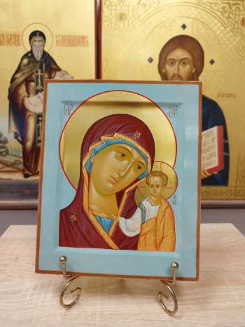 Икона Пресвятой Богородица Казанская