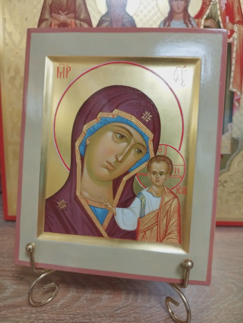 Икона Пресвятой Богородицы Казанская