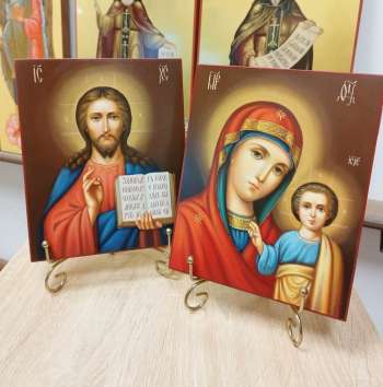 Венчальные иконы Пресвятая Богородица Казанская и Господь Вседержитель