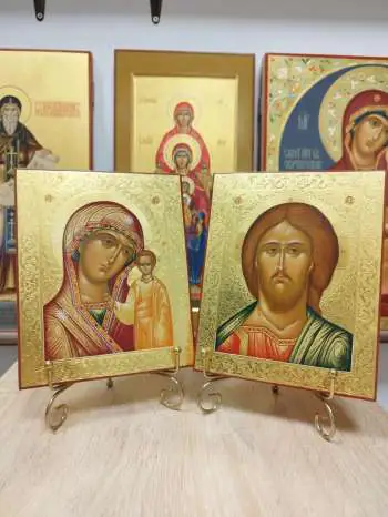 Венчальная пара: Казанская икона Божией Матери и Господь Вседержитель с позолотой, работа №8700