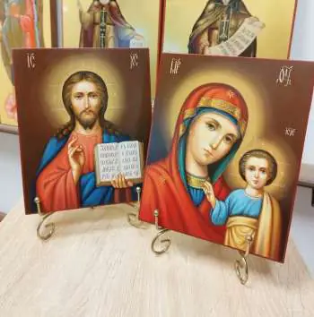 Венчальные иконы Казанской Божией Матери и Господа Вседержителя